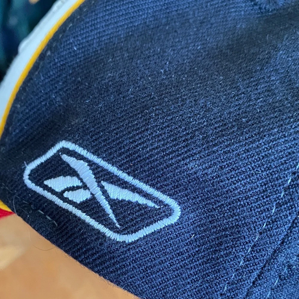 New England Patriots Super Bowl XXXVIII Champions Reebok Locker Room Hat